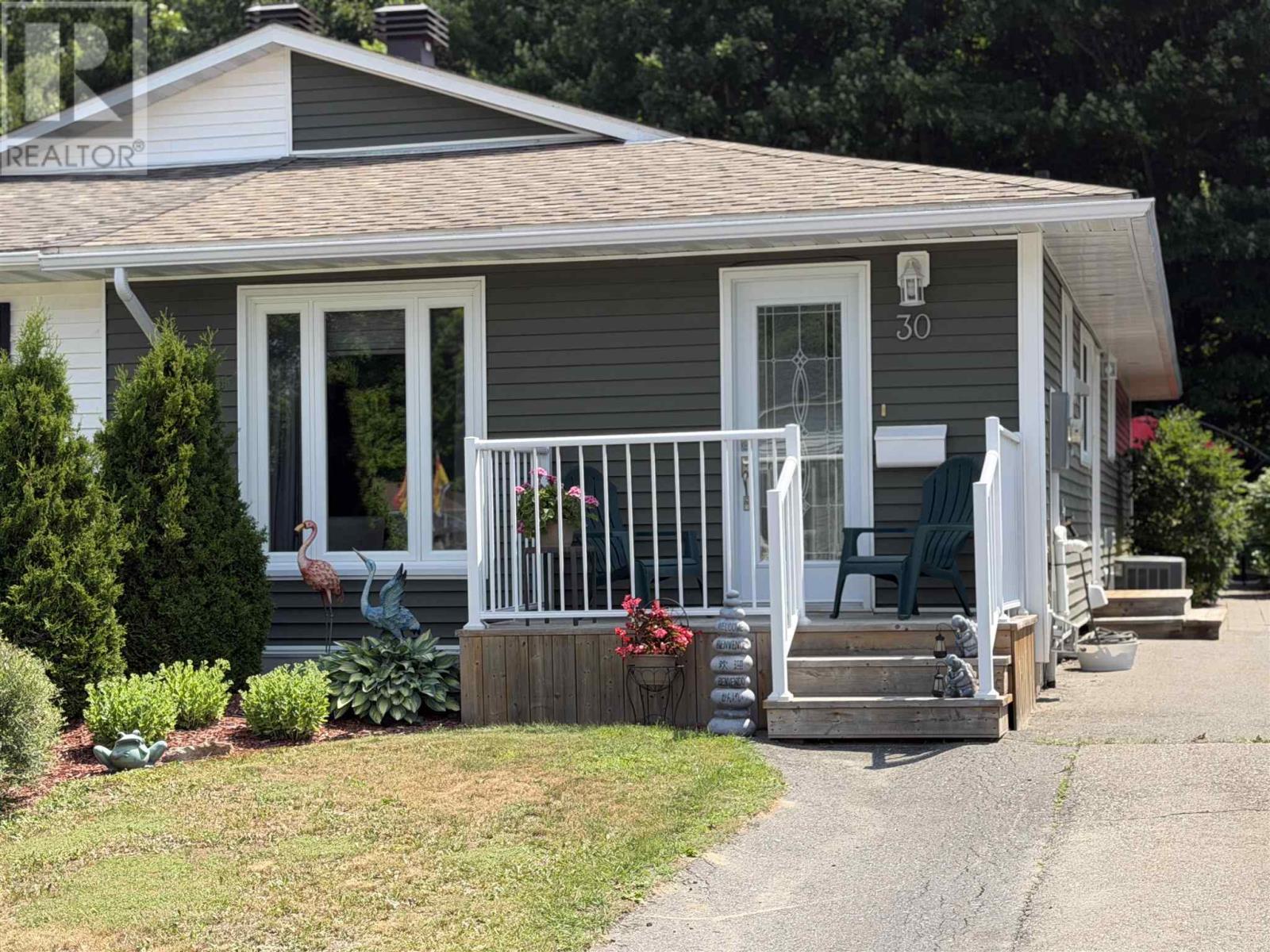 30-colwill-drive-elliot-lake-ontario-sm261883