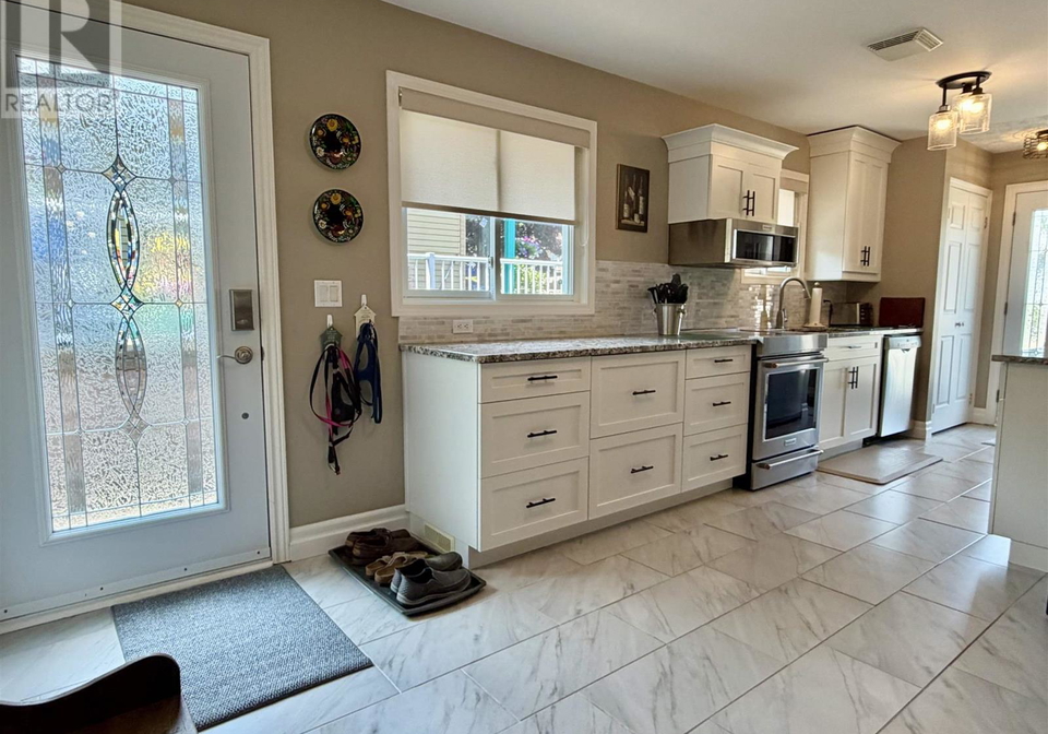 30-colwill-drive-elliot-lake-ontario-sm261883