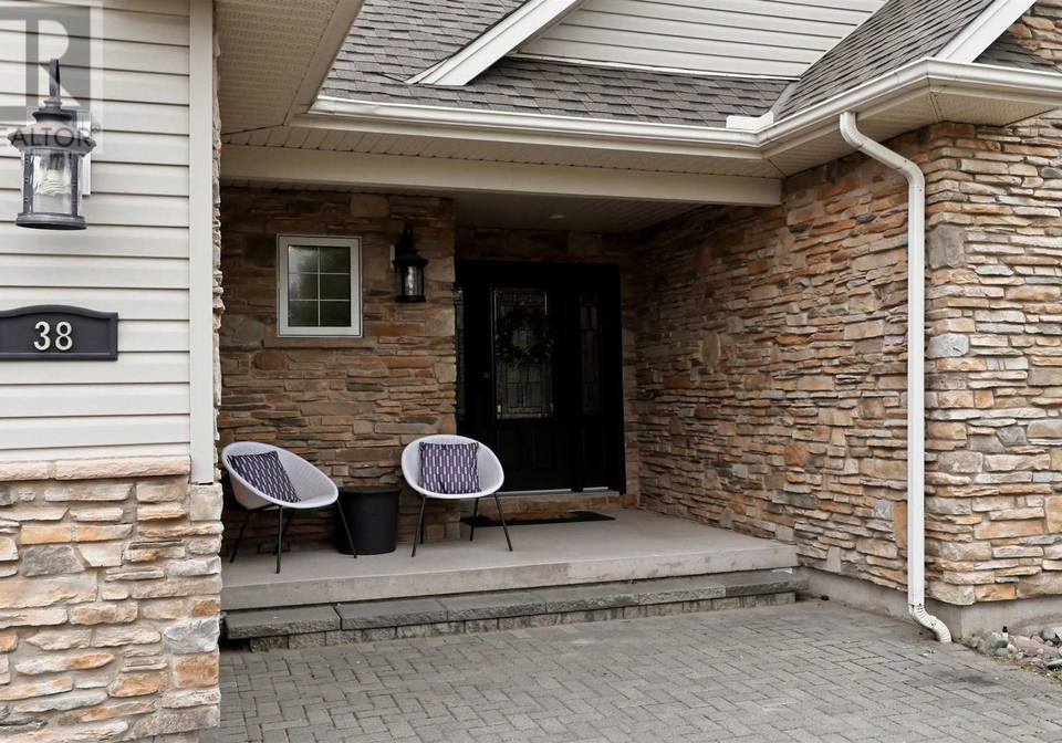 38-millstream-drive-sault-ste-marie-ontario-sm261902
