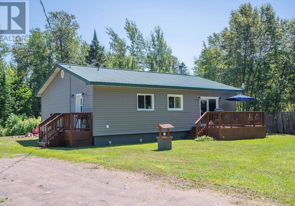 38-humphrey-cir-goulais-river-ontario-sm261941