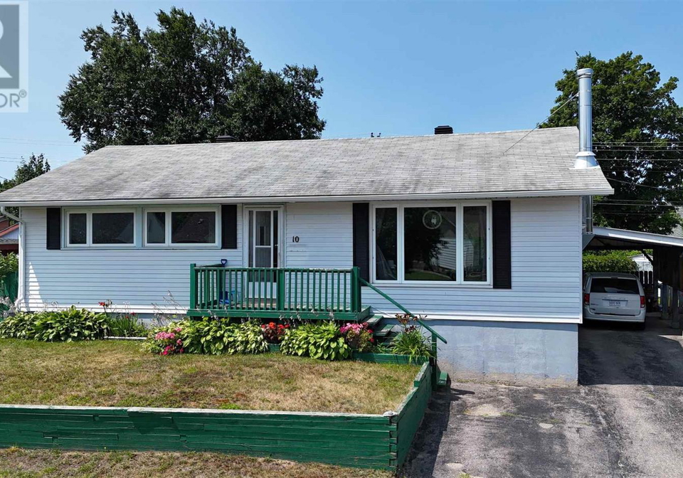 10-blackwell-road-elliot-lake-ontario-sm261943