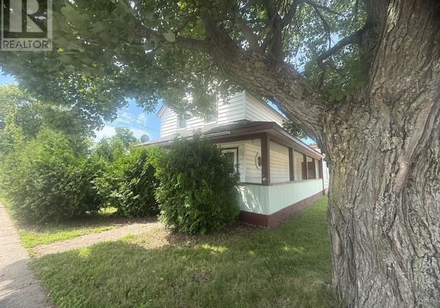 37-hawkins-street-blind-river-ontario-sm261944