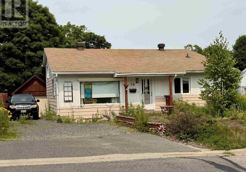 50-hutchison-avenue-elliot-lake-ontario-sm261971