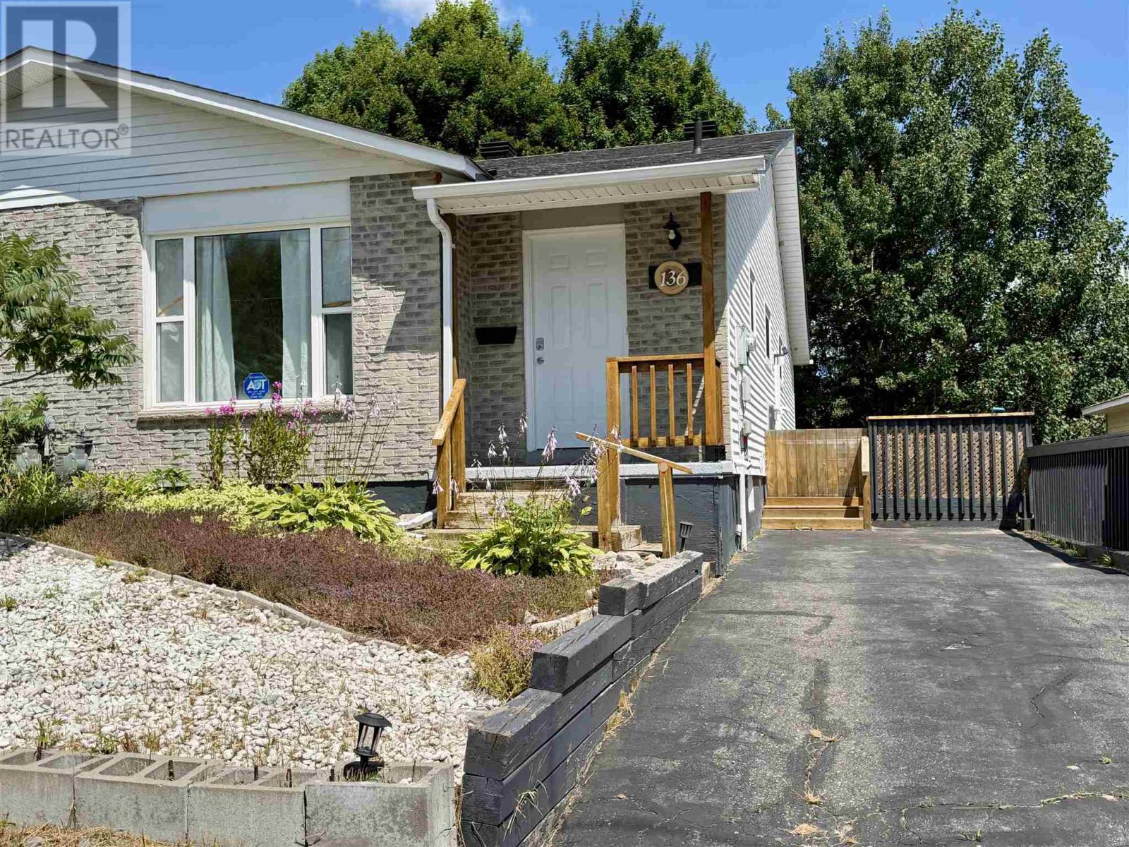 136-frobel-drive-elliot-lake-ontario-sm261992