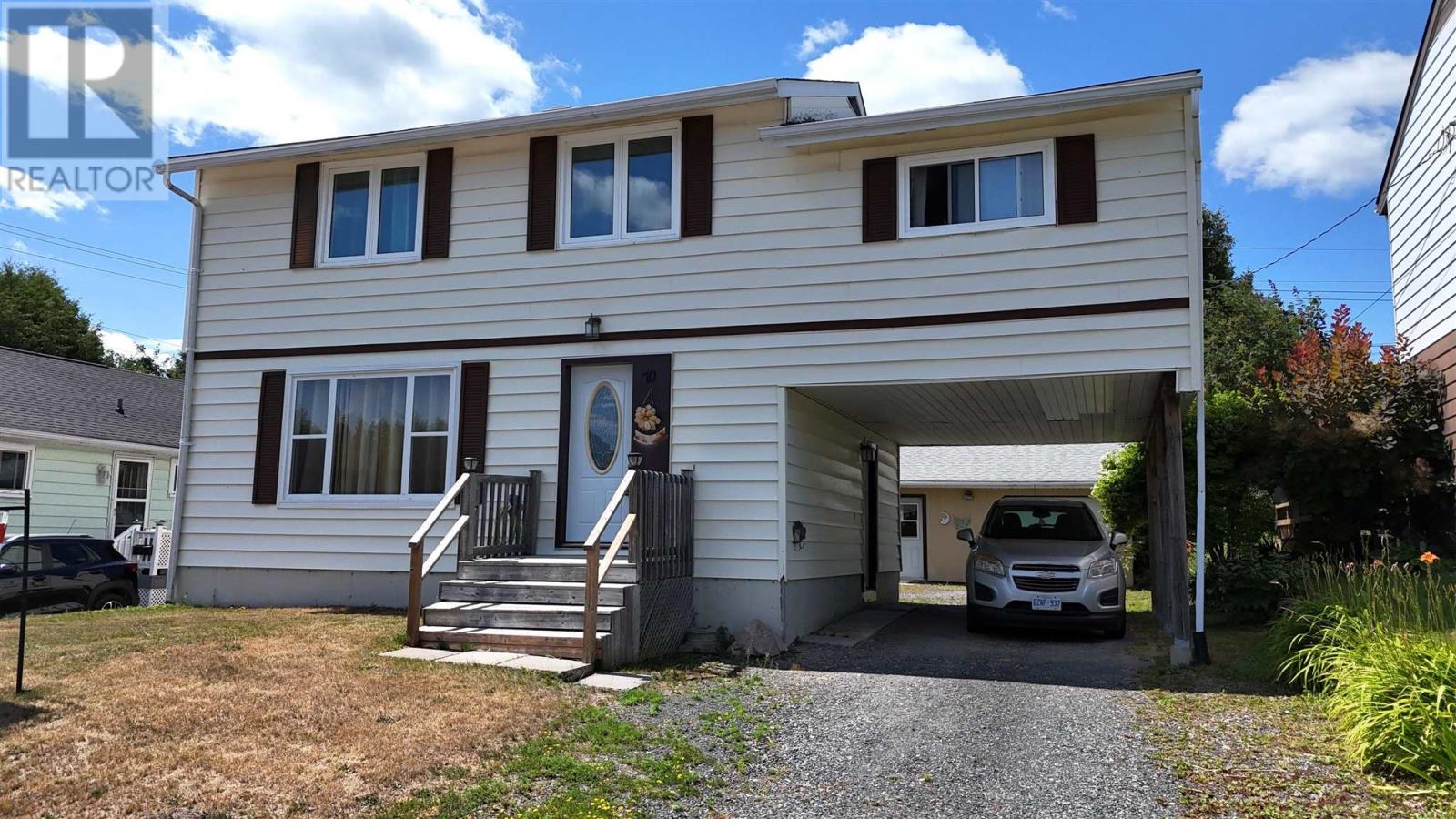 70-roman-avenue-elliot-lake-ontario-sm262002