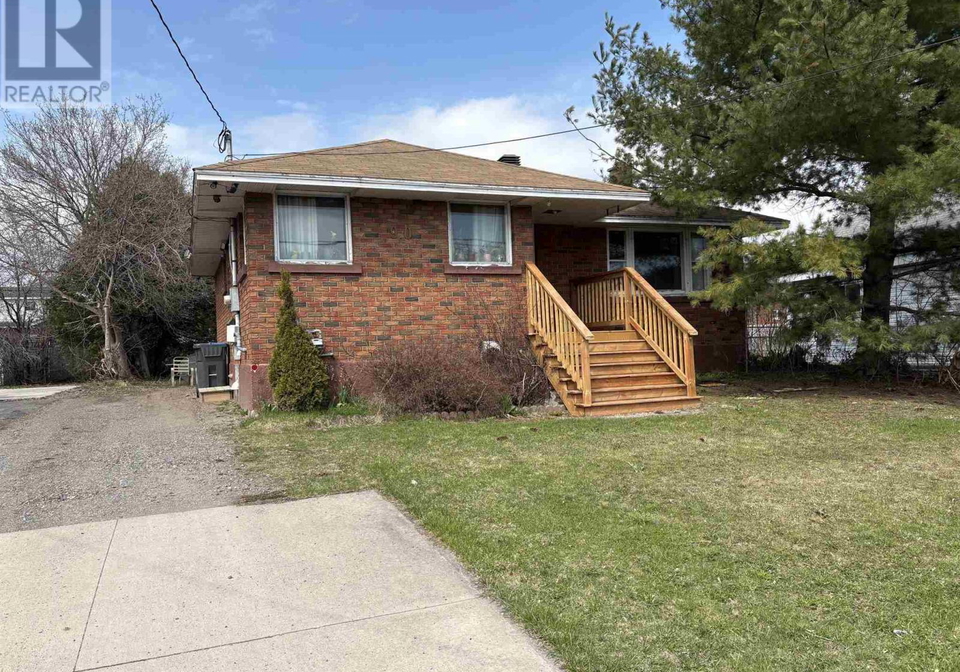 90-henrietta-avenue-sault-ste-marie-ontario-sm262017