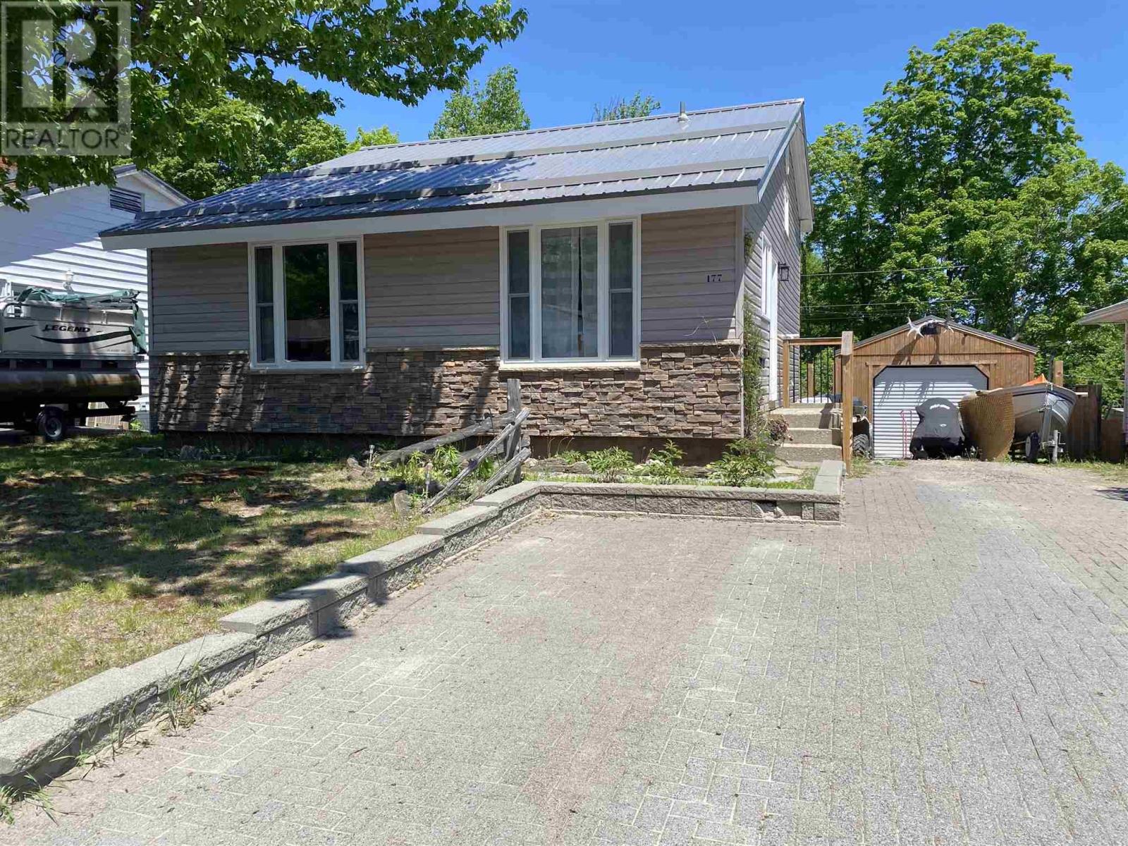 177-axmith-avenue-elliot-lake-ontario-sm262023
