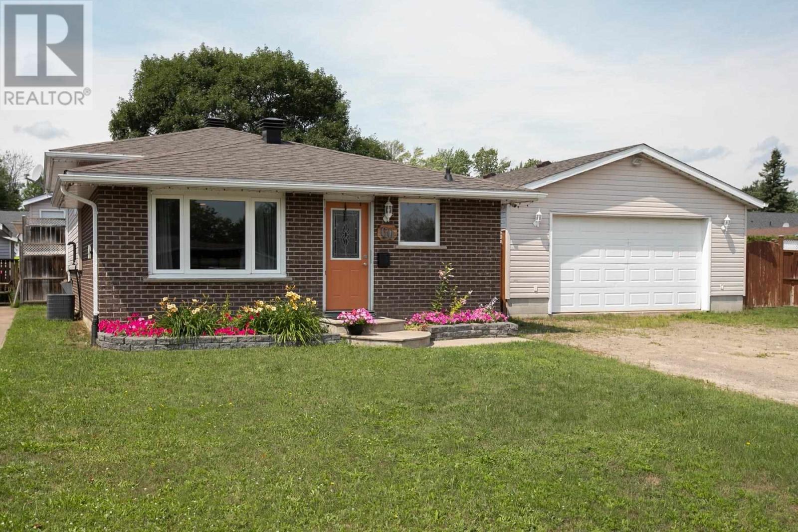 60-ross-street-sault-ste-marie-ontario-sm262059