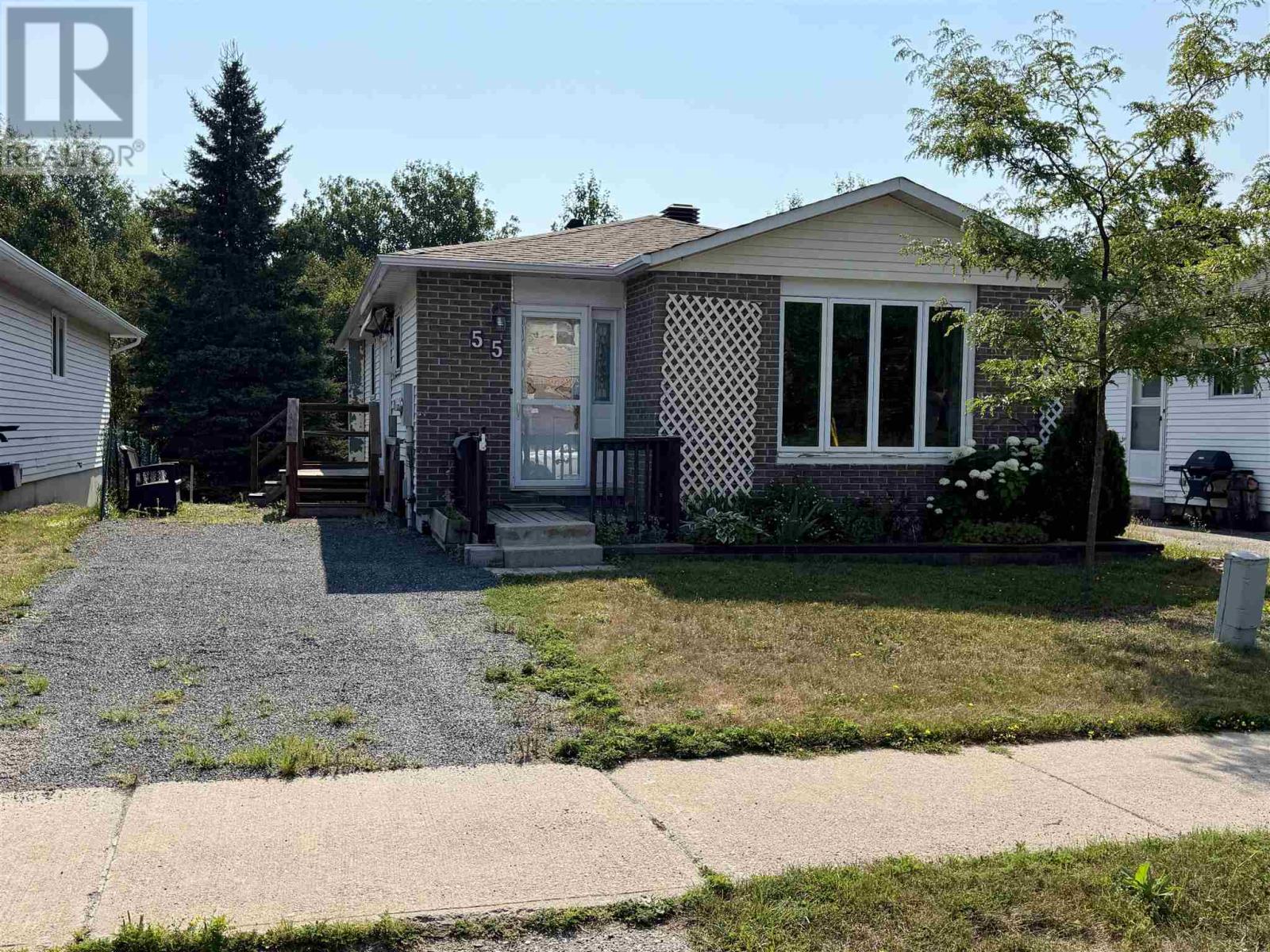 55-esten-drive-s-elliot-lake-ontario-sm262063