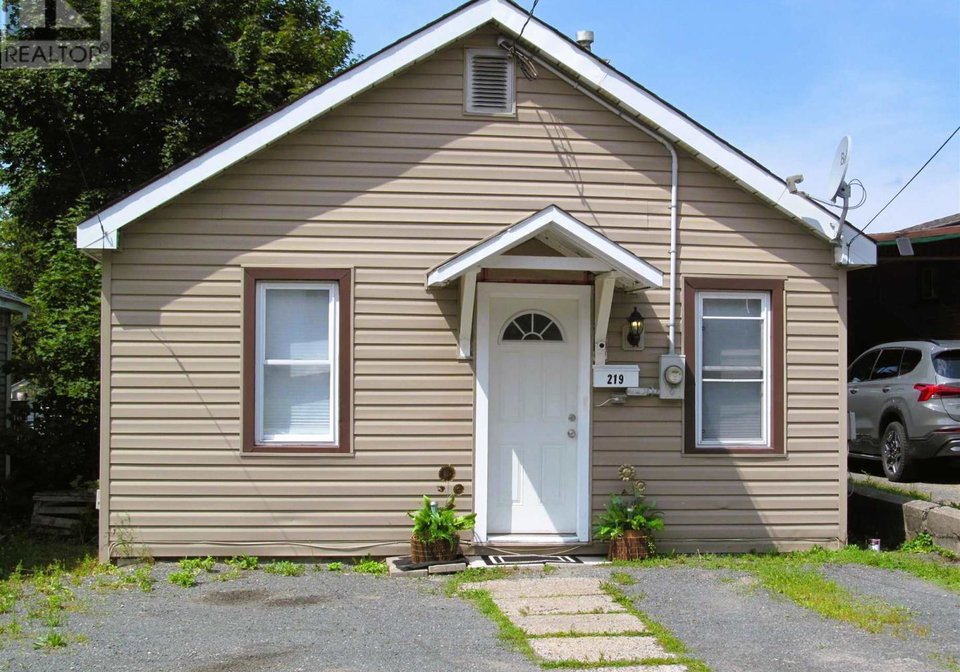 219-walnut-street-sault-ste-marie-ontario-sm262090