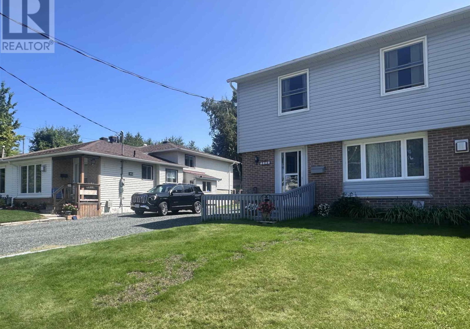 223a-ottawa-avenue-elliot-lake-ontario-sm262094