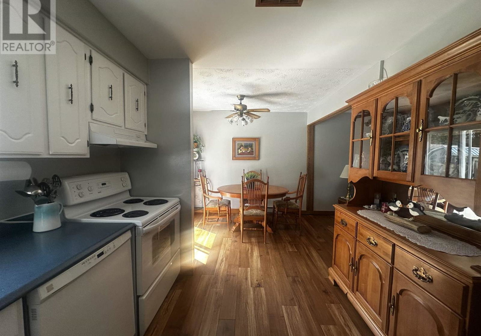 223a-ottawa-avenue-elliot-lake-ontario-sm262094