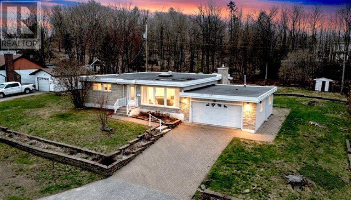 25-gillanders-road-elliot-lake-ontario-sm262103