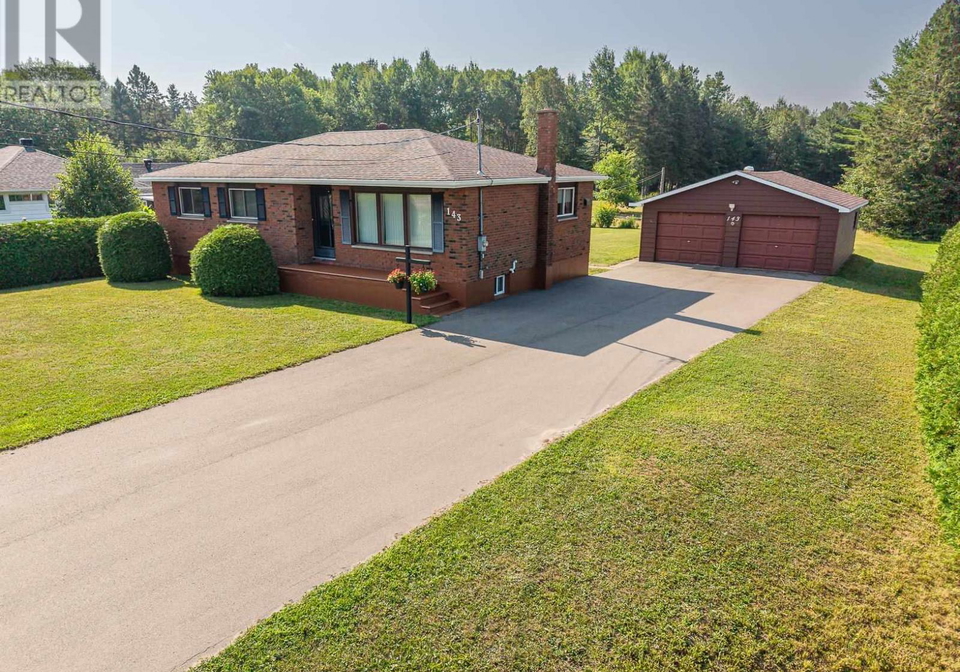 143-fourth-line-e-sault-ste-marie-ontario-sm262110