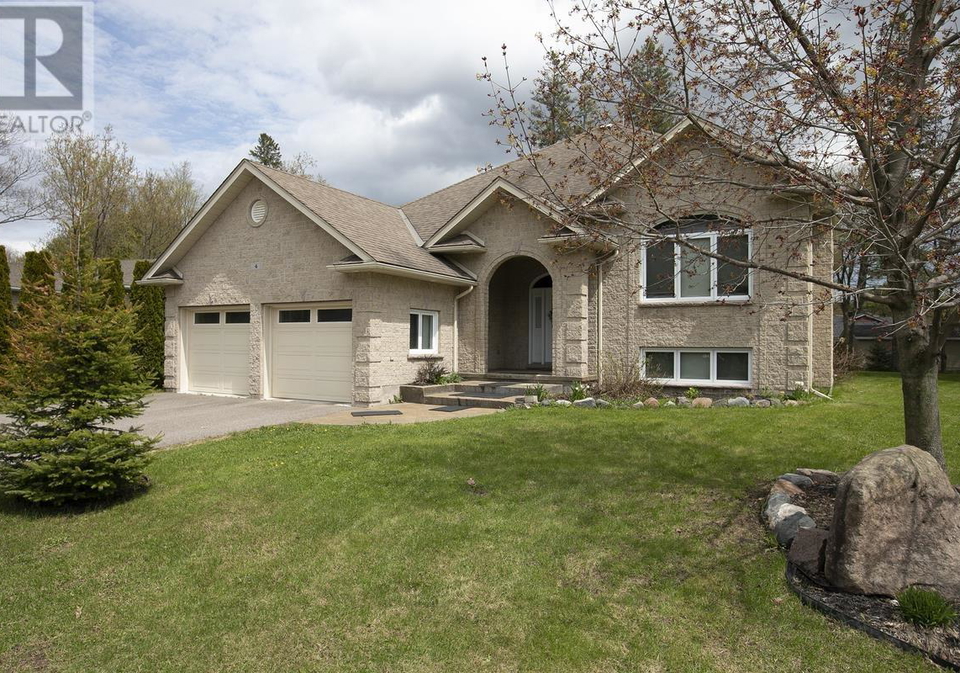 4-parkdale-drive-sault-ste-marie-ontario-sm262111