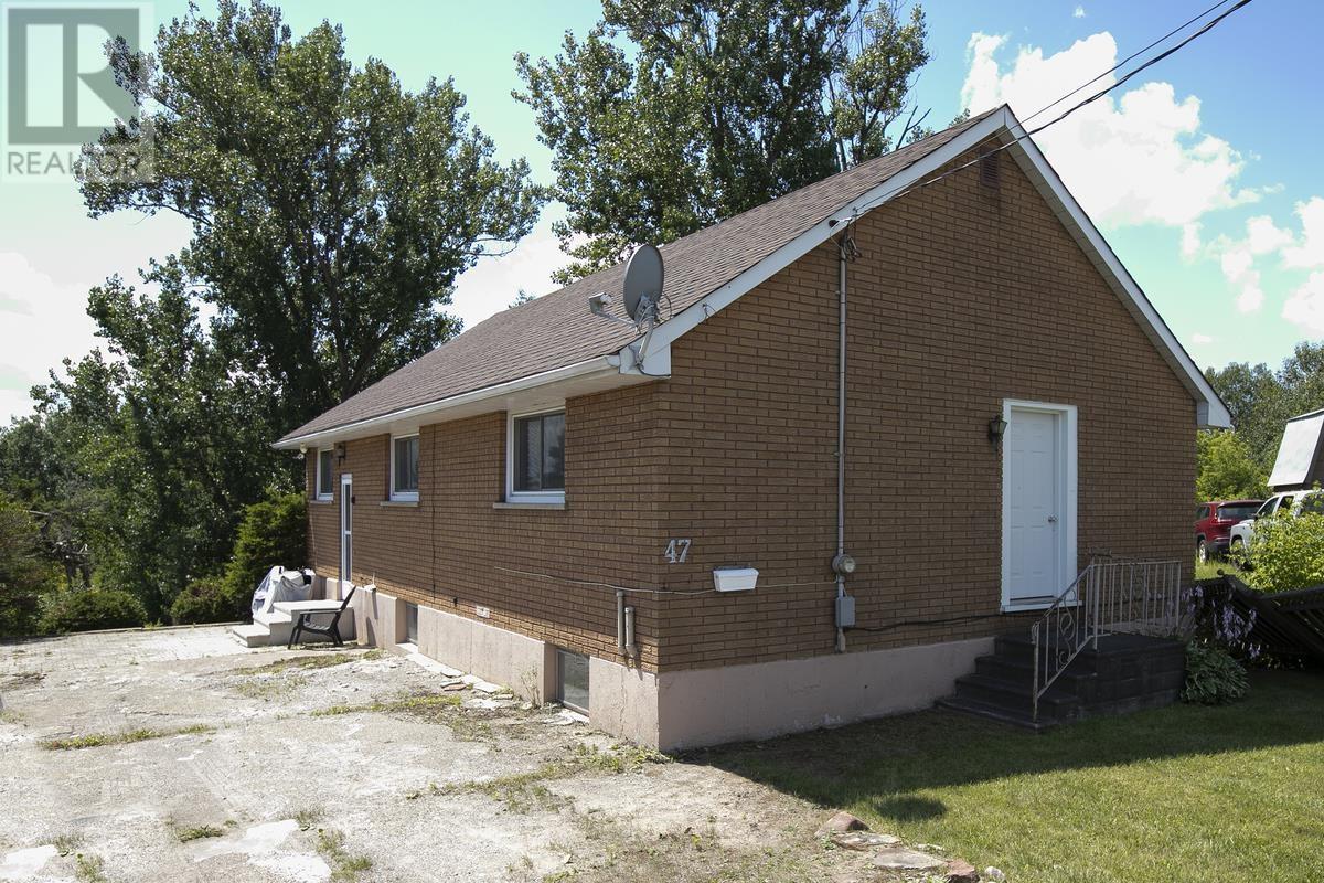 47-fairview-avenue-sault-ste-marie-ontario-sm262117