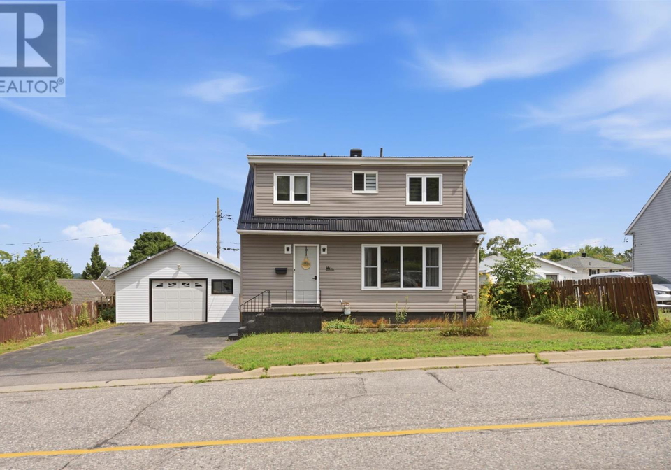 70-spruce-avenue-elliot-lake-ontario-sm262135