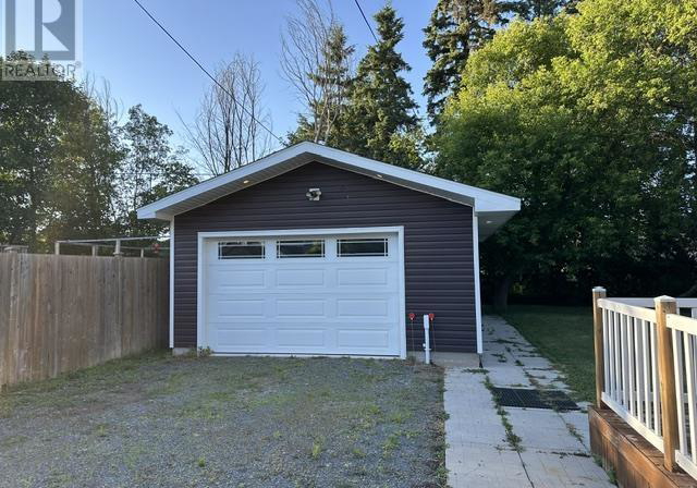 200-macdonald-avenue-sault-ste-marie-ontario-sm262150