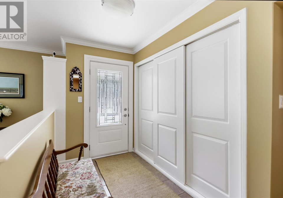 10-thorneloe-crescent-sault-ste-marie-ontario-sm262162
