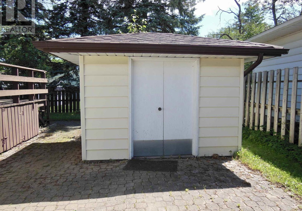27-parker-avenue-sault-ste-marie-ontario-sm262171