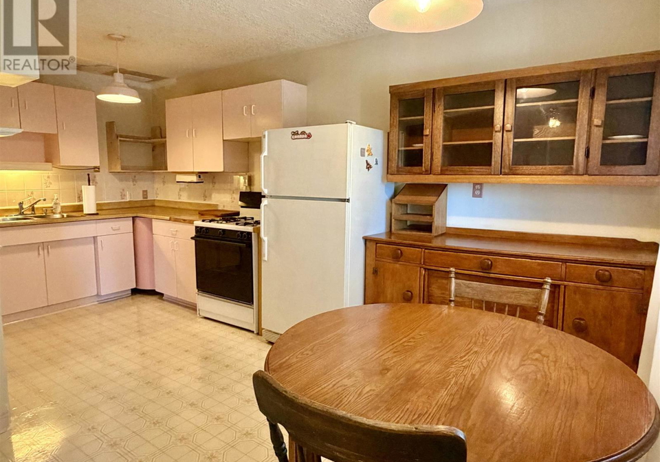 89c-spruce-avenue-elliot-lake-ontario-sm262187