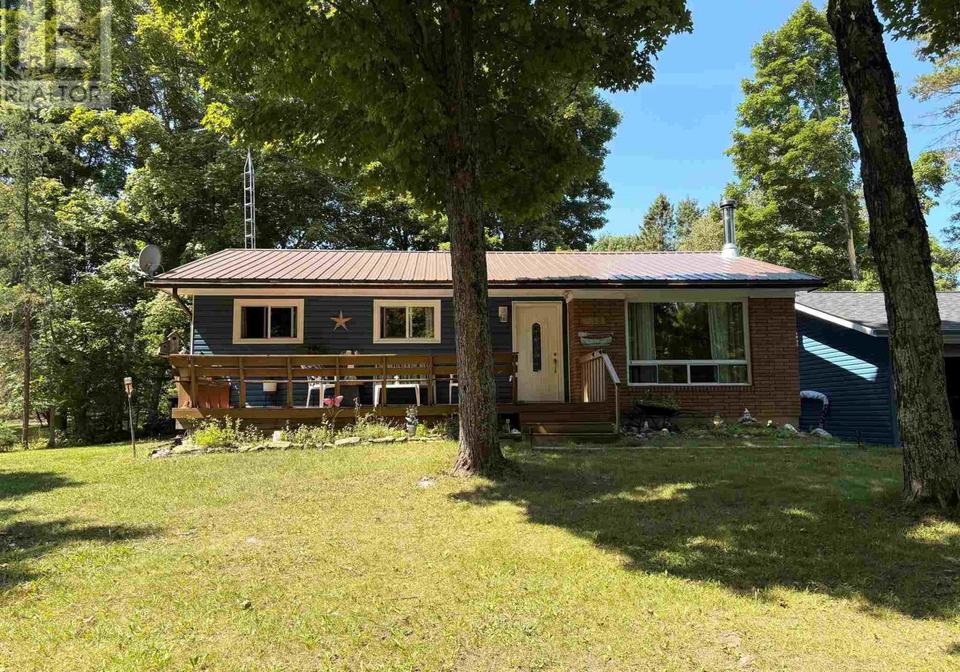 3035-canoe-point-road-3035-canoe-point-hilton-beach-ontario-sm262191
