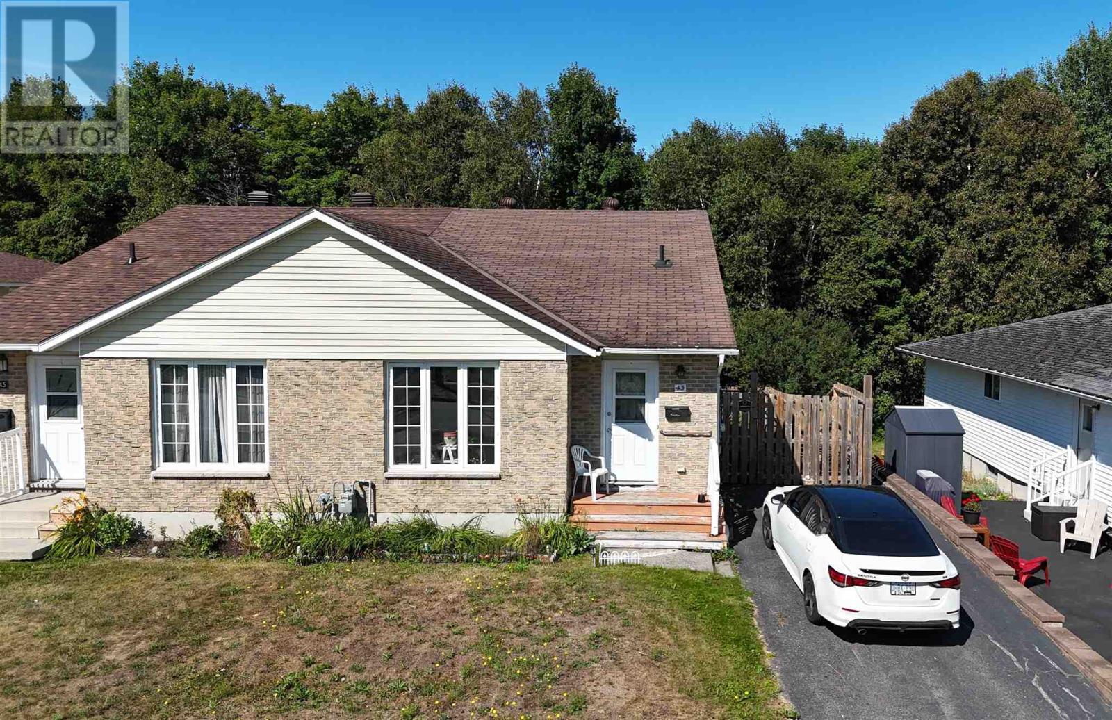 43-capillo-road-elliot-lake-ontario-sm262202
