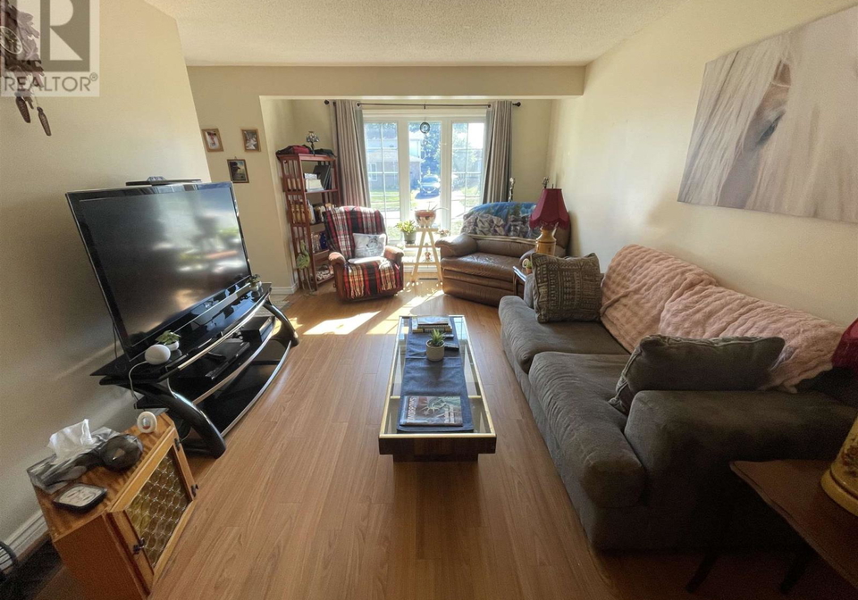 43-capillo-road-elliot-lake-ontario-sm262202