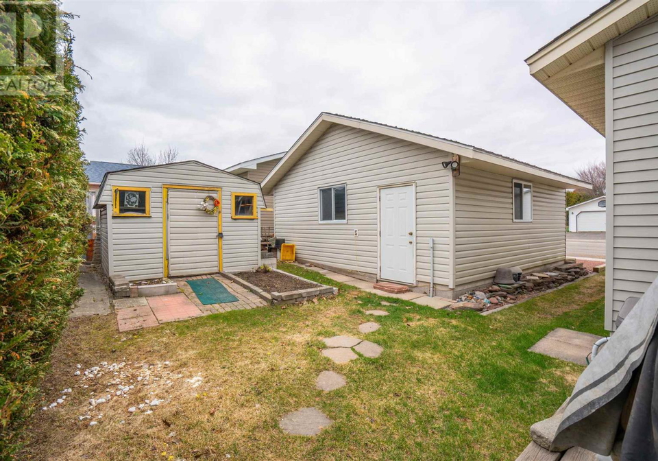 1015-lake-street-sault-ste-marie-ontario-sm262223