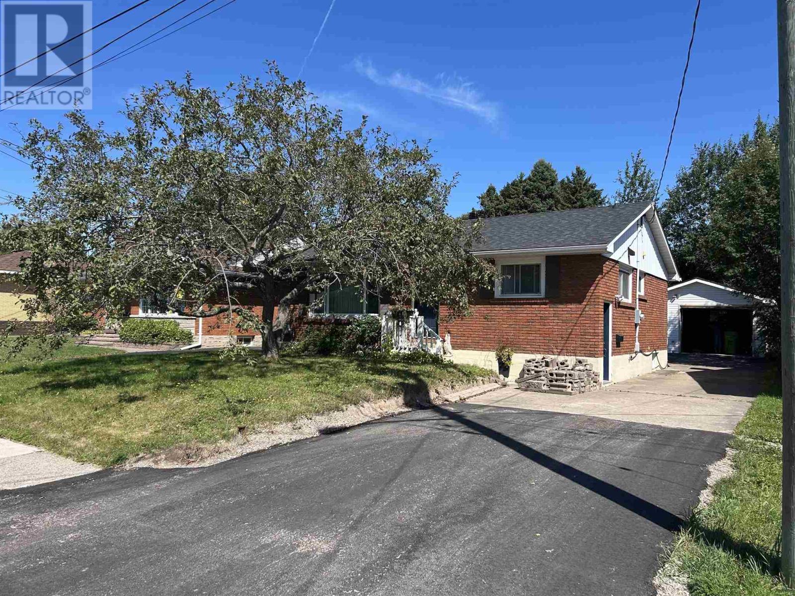 14-nicolas-avenue-sault-ste-marie-ontario-sm262226