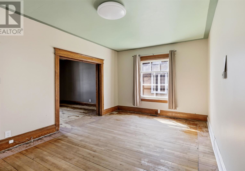 233-gloucester-street-sault-ste-marie-ontario-sm262237