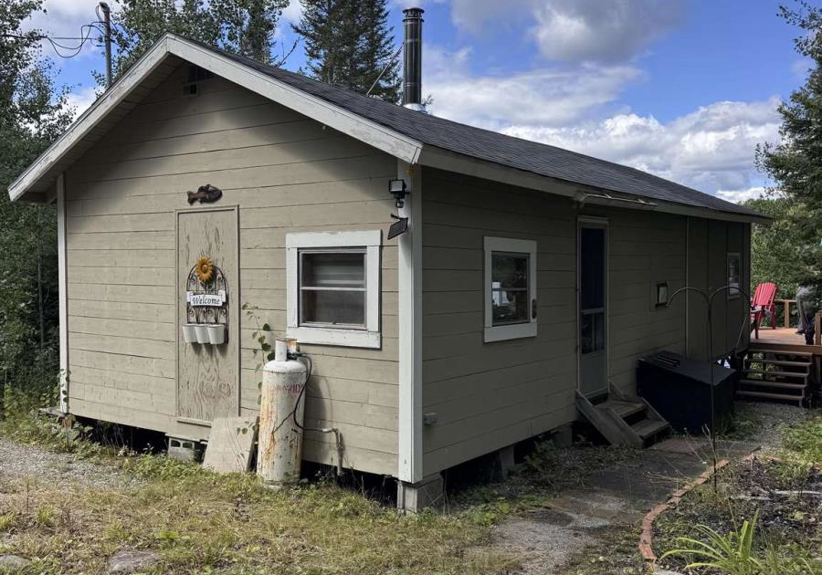 27-kabenung-lk-wawa-ontario-sm262250