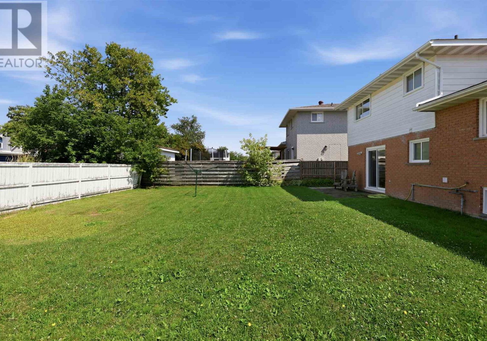 40-norden-crescent-sault-ste-marie-ontario-sm262256