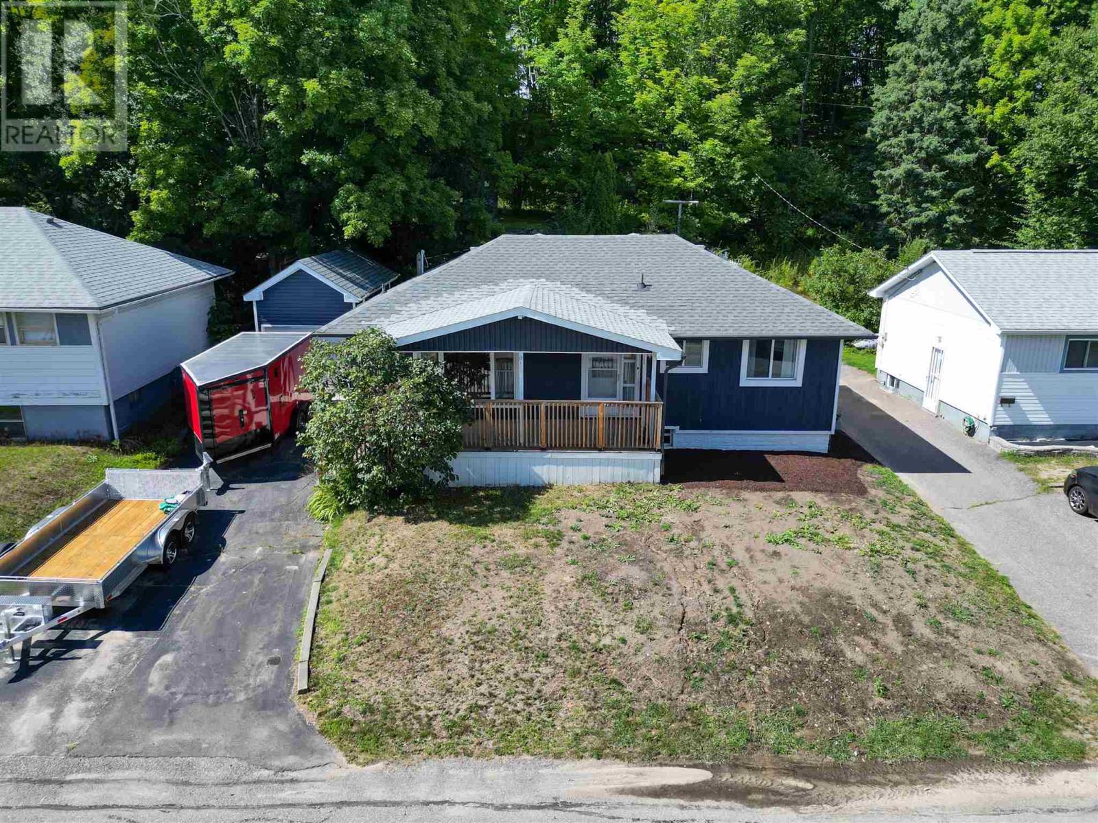 44-axmith-avenue-elliot-lake-ontario-sm262259