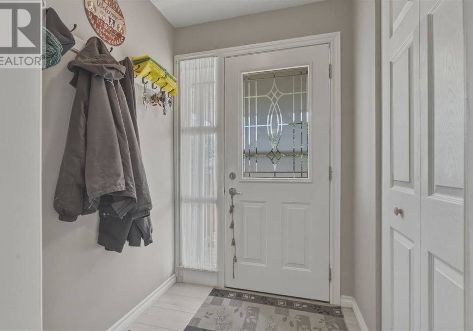 44-axmith-avenue-elliot-lake-ontario-sm262259