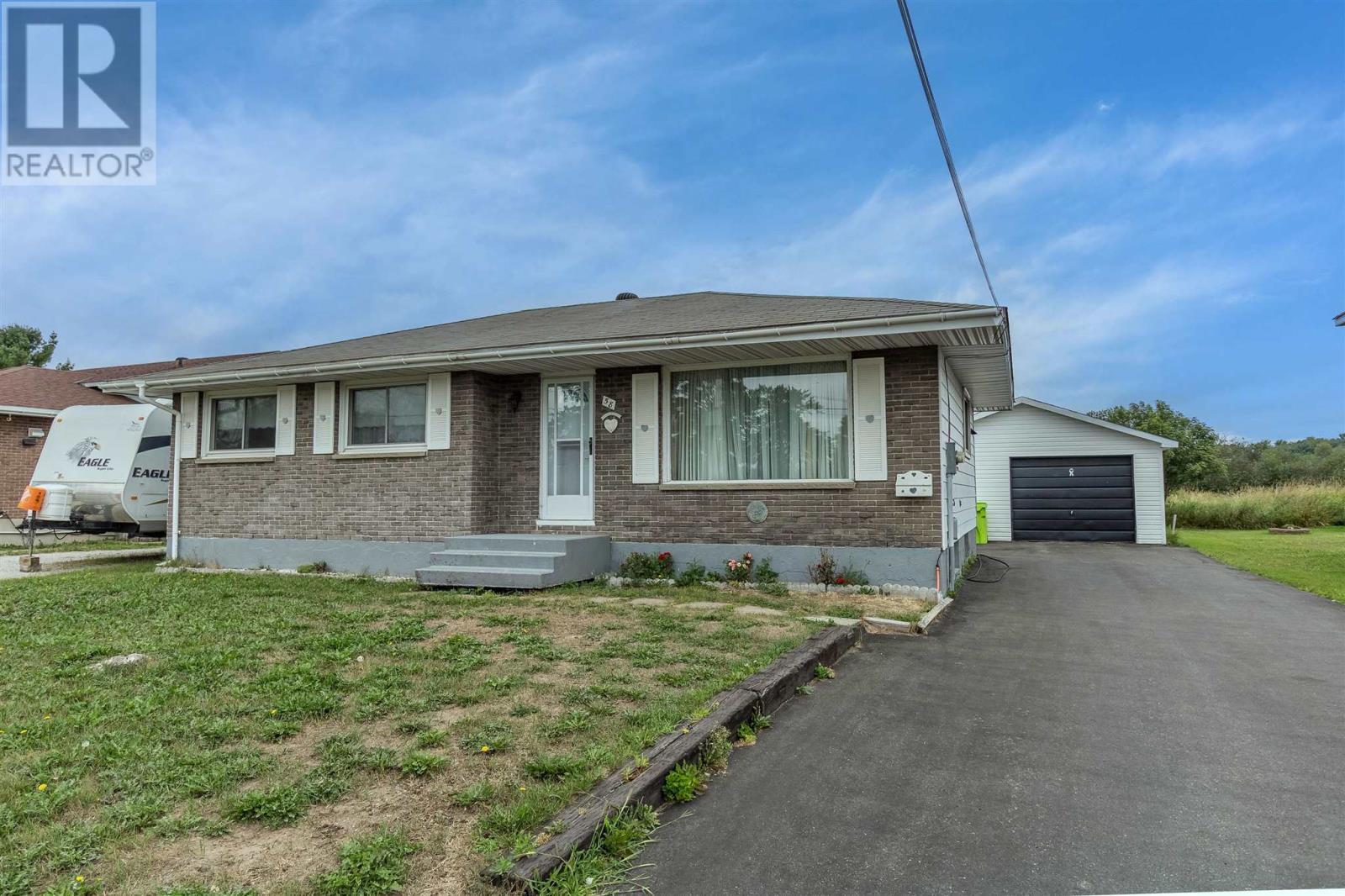 58-chippewa-street-sault-ste-marie-ontario-sm262277