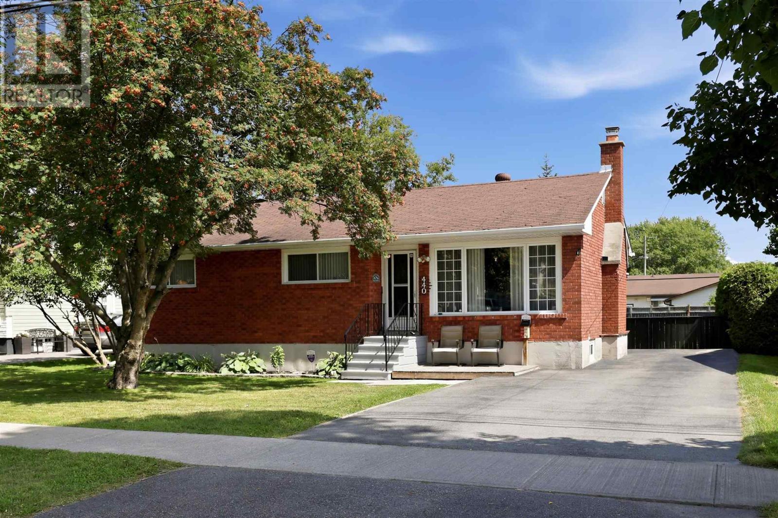 440-shannon-road-sault-ste-marie-ontario-sm262282