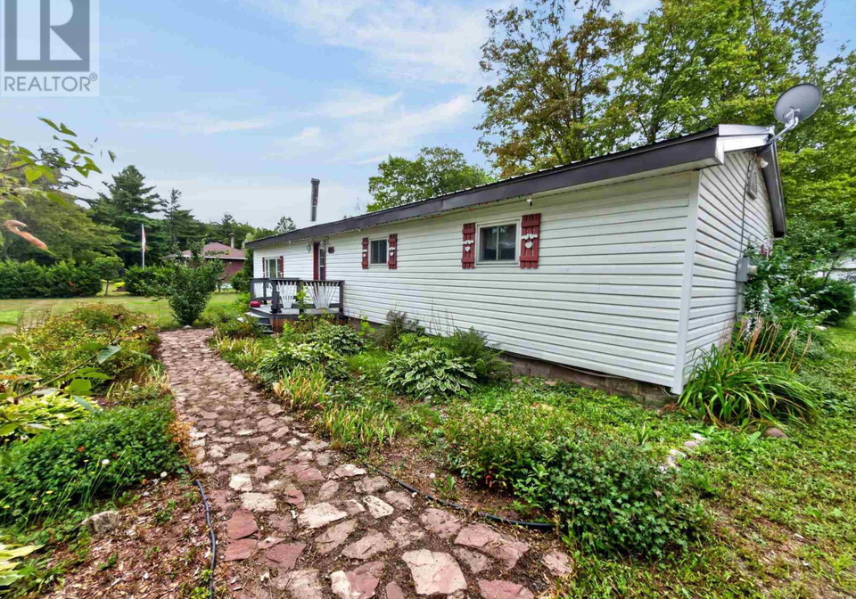 265-fifth-lin-e-sault-ste-marie-ontario-sm262288