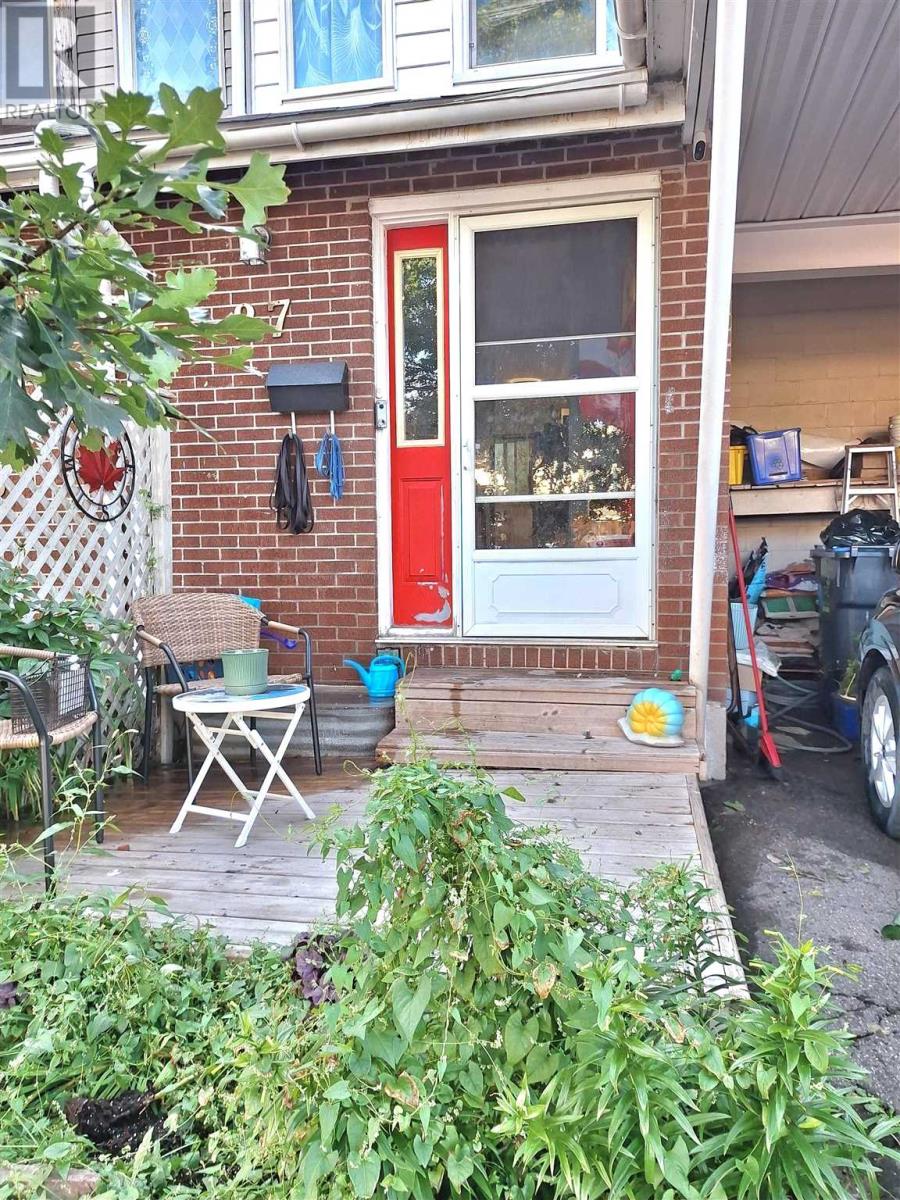 27-ferguson-avenue-sault-ste-marie-ontario-sm262293