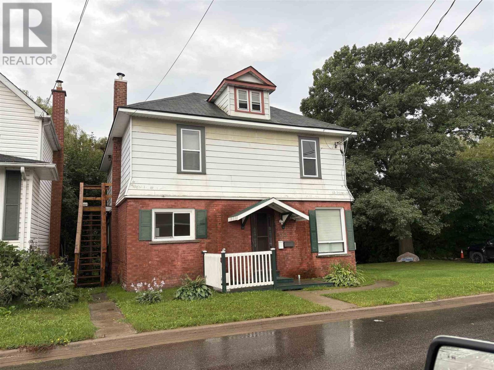 53-st-andrews-ter-2-sauly-ste-marie-ontario-sm262295
