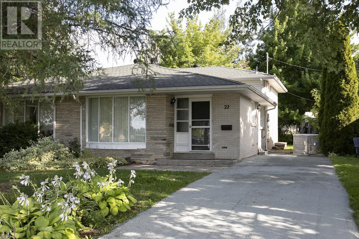 22-princess-crescent-sault-ste-marie-ontario-sm262297