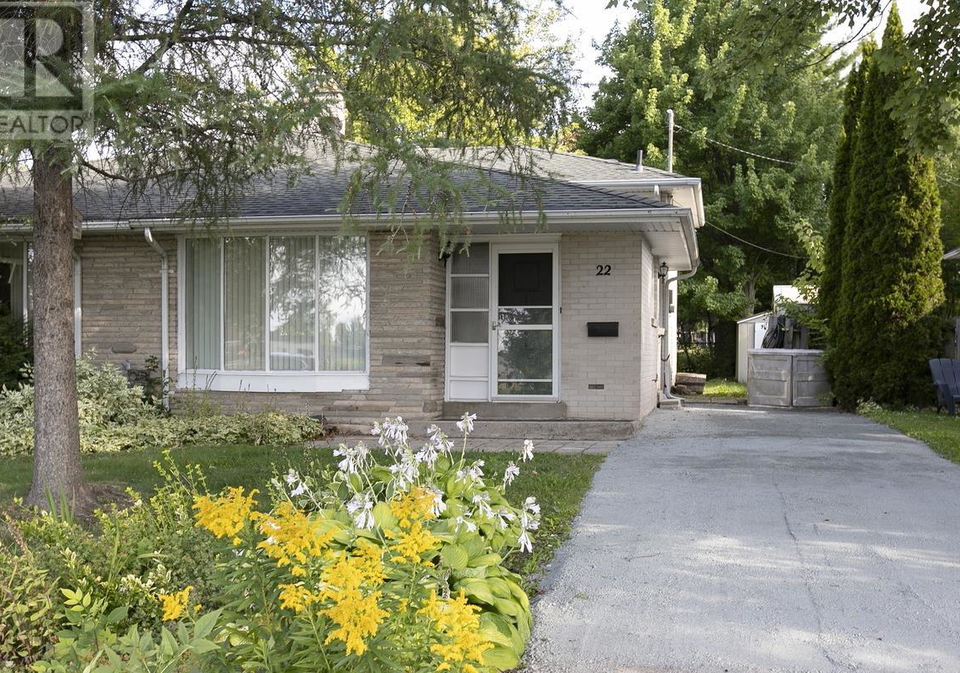 22-princess-crescent-sault-ste-marie-ontario-sm262297