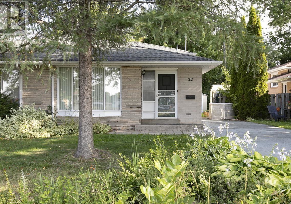 22-princess-crescent-sault-ste-marie-ontario-sm262297