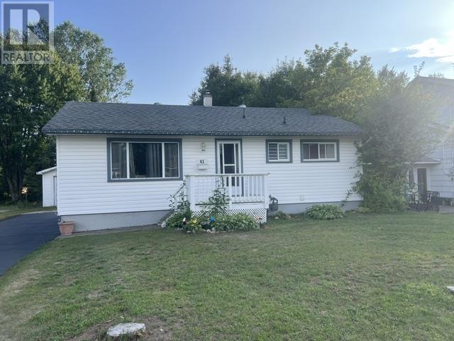 41-centre-street-sault-ste-marie-ontario-sm262302