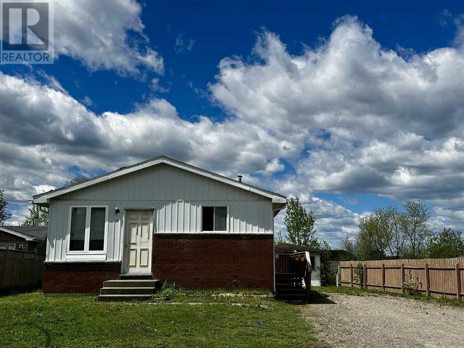12-lauzon-crescent-elliot-lake-ontario-sm262310