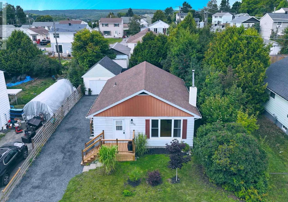 74-roman-avenue-elliot-lake-ontario-sm262313