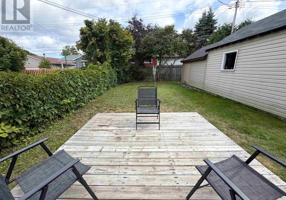 96a-axmith-avenue-elliot-lake-ontario-sm262323