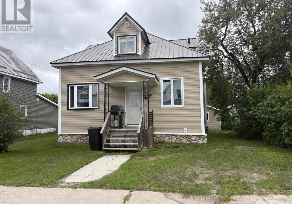 28-aberdeen-street-south-chapleau-ontario-sm262330