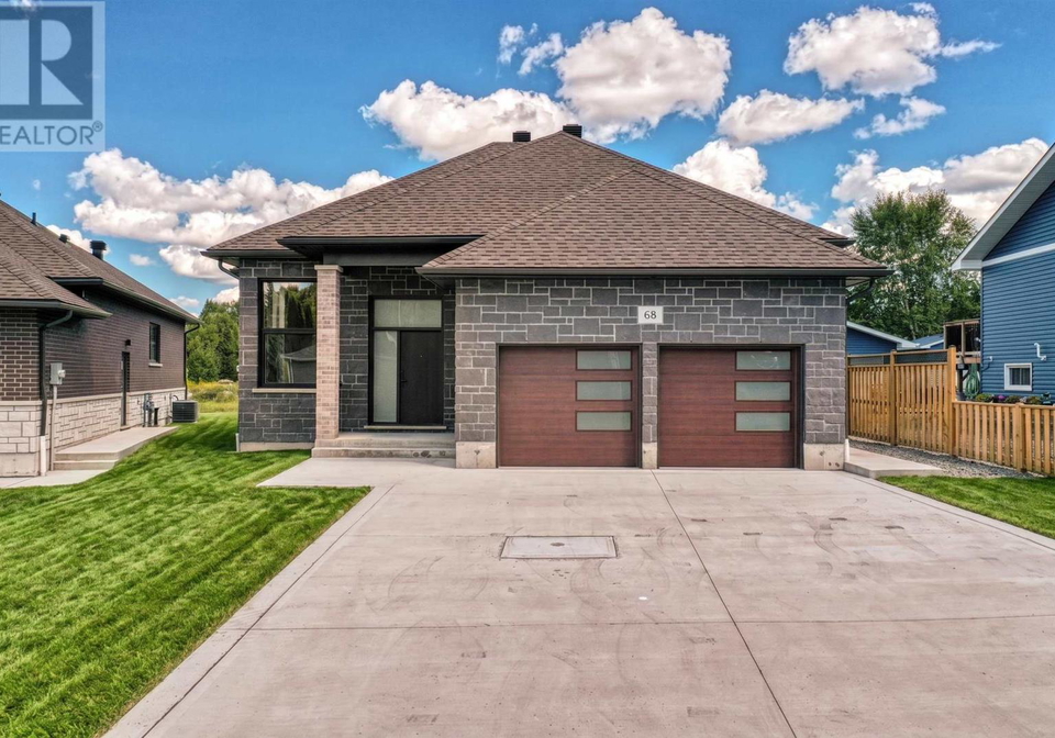 68-mclaren-crescent-elliot-lake-ontario-sm262342