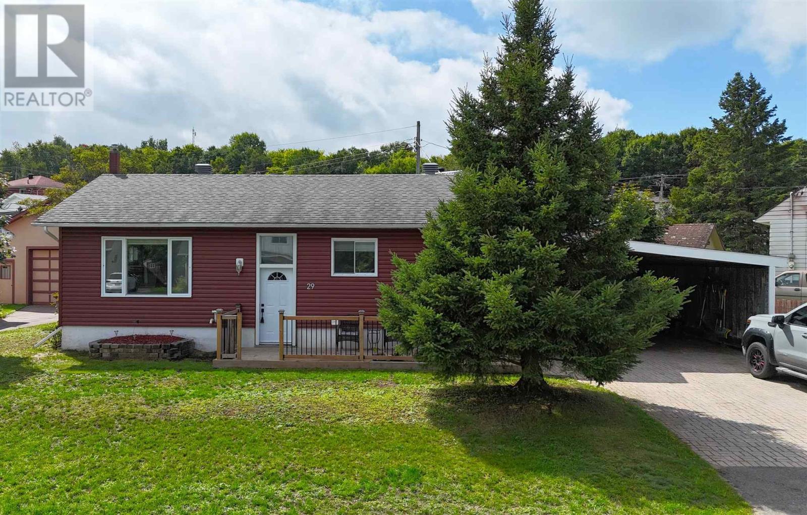 29-birch-road-elliot-lake-ontario-sm262396